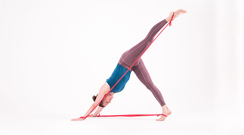 YOGA BURN - TRIANGLE POSEResistance Band Style 👉