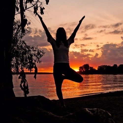 universite-yoga-maryse-lehoux-coucher-soleil-mer